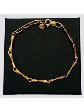 Madewell bracelet. Antique Gold-tone. Striking! Feminine!